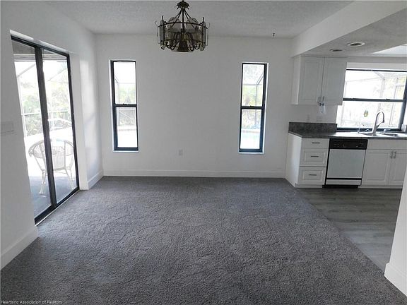 4th image of 4520 Lake Haven Blvd