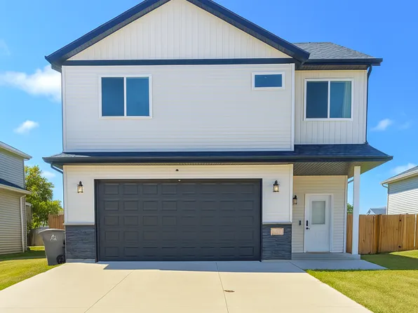 3024 33rd Ave S, Moorhead, MN 56560