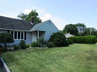 41 Michael Rd, Spotswood, NJ 08884