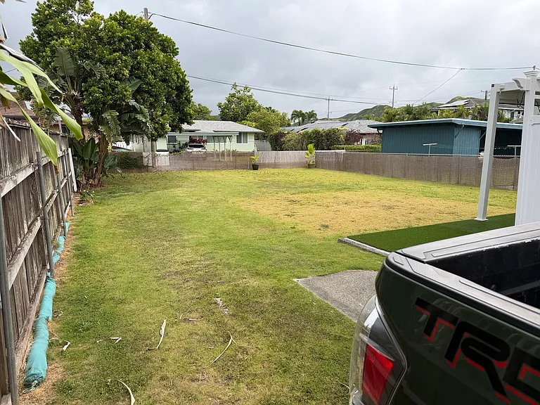 737 Maluniu Ave — Photo 4