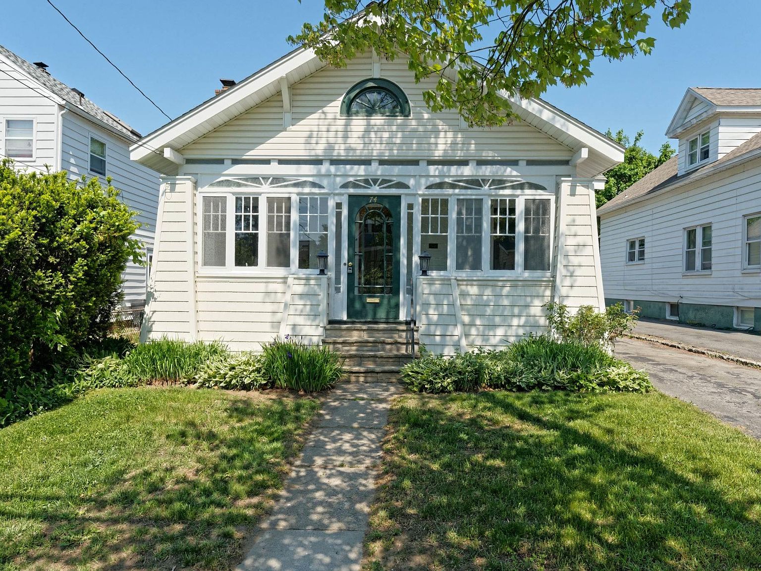 74 Eileen St, Albany, NY 12203 Zillow