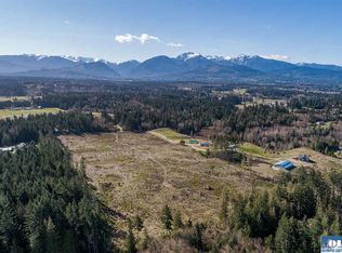 1006 Lemmon Rd, Pt Angeles, WA 98362