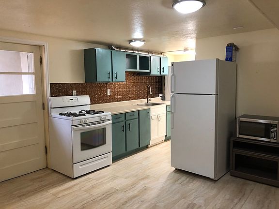 Mother-in-law Apt. Kitchen