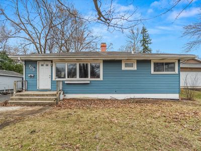705 S Gables Blvd, Wheaton, IL, 60189