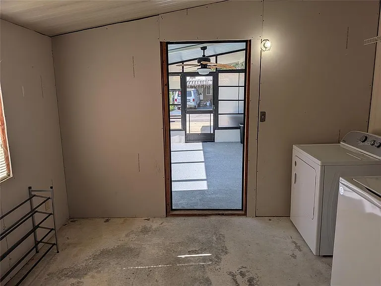 36037 Coleus Ave — Photo 20