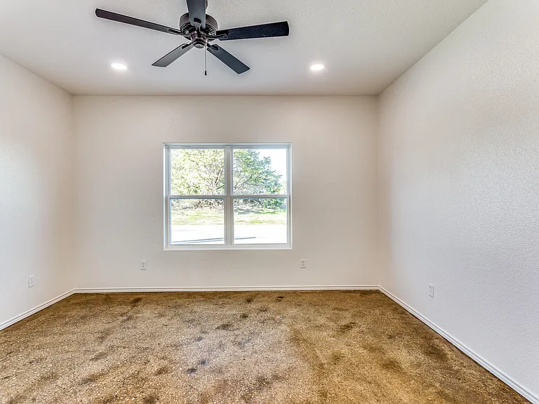 112 Dealva Ct — Photo 14