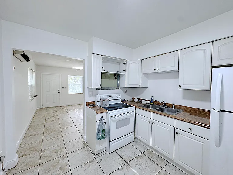 511 SE 2nd Ave S #SOUTH — Photo 40