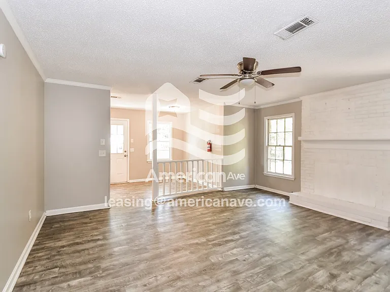 7190_004_living_room_13997278.jpg