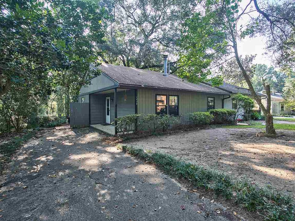 1st image of 1498 Twin Lakes Cir