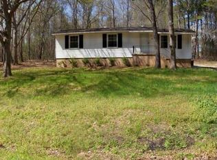762 Hill Dr, Catawba, SC 29704