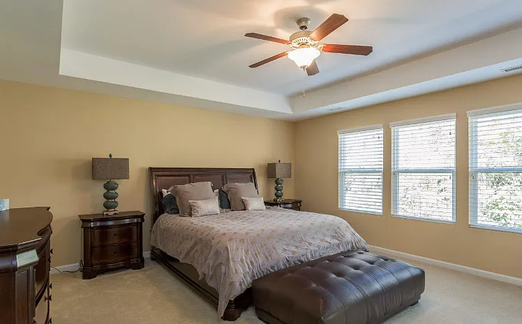 2409 Pear Tree Ln — Photo 8