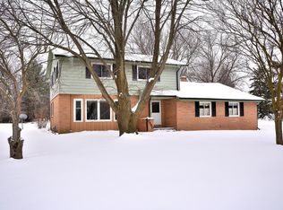 2880 Farview Dr, Richfield, WI 53076