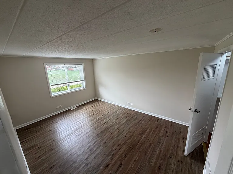 1112 Westover Ln #1B — Photo 4