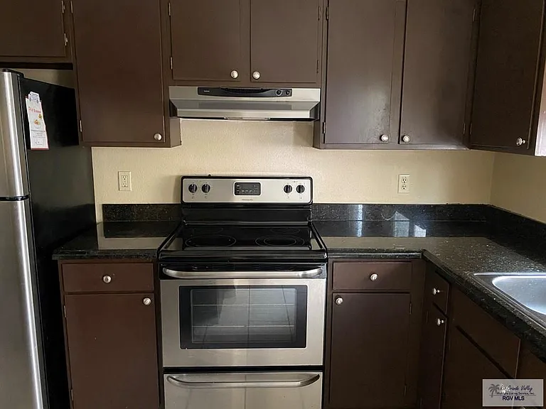 3500 Carmen Ave #302 — Photo 6