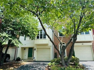 21779 Kings Crossing Ter, Ashburn, VA 20147