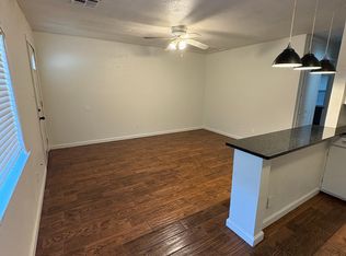 209 Farmer St #211, Norman, OK 73072