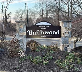 27 Crows Nest Lane #5K, Danbury, CT, 06810