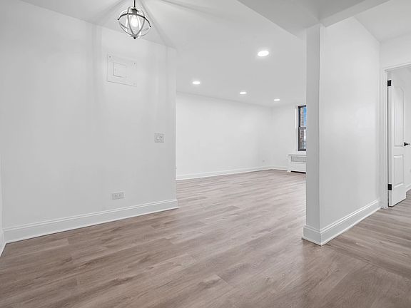 5th image of 108-05 Astoria Blvd #4G