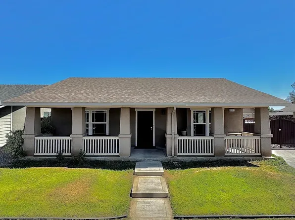 3237 Whittier Ave, Clovis, CA 93611