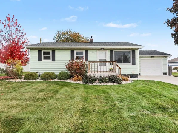 4807 Bonnie Dr, Bay City, MI 48706