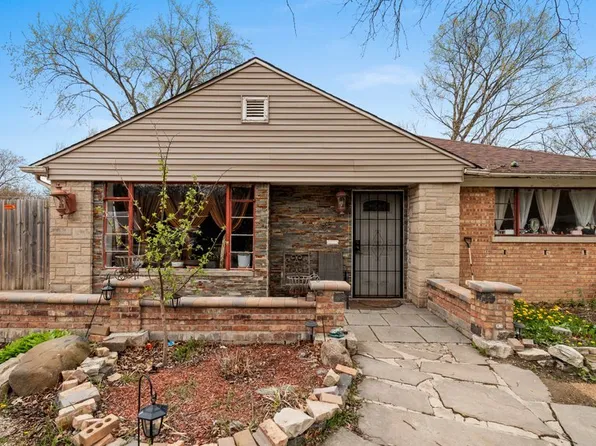 36 Monee Rd, Park Forest, IL 60466