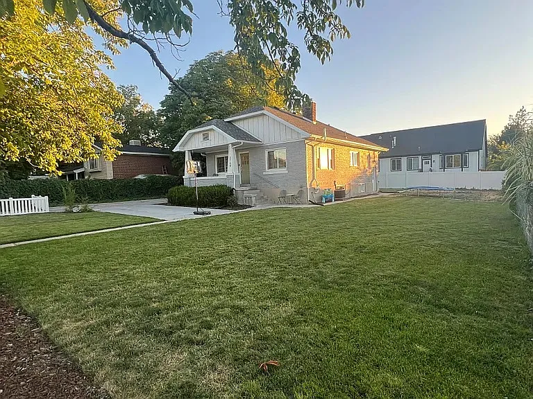 3740 S 4800 W — Photo 1