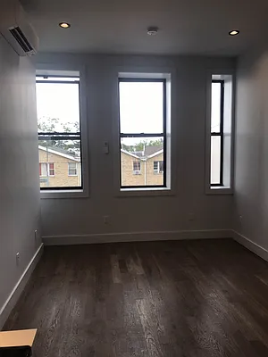 Rented by Lodger Corp | media 28