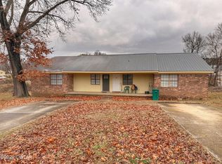 63 Cinnamon Dr, Jackson, TN 38305