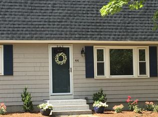 44 Leland Rd, Westford, MA 01886