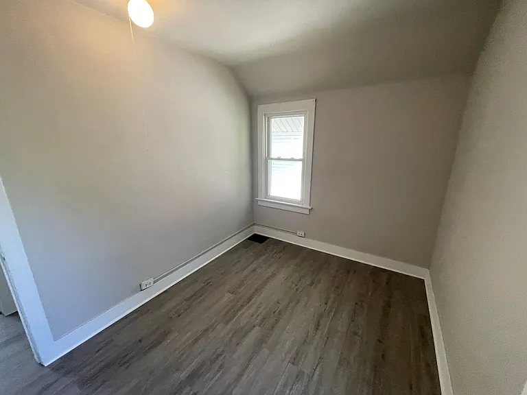 14005 Scioto Ave — Photo 8