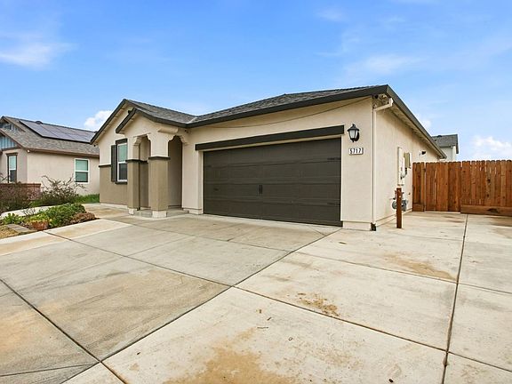 2nd image of 5717 Harcrest Dr