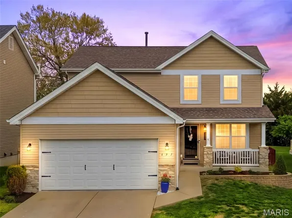 357 Magoffin Trails Ct, Saint Louis, MO 63129