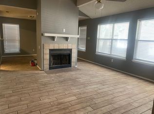 9917 Plainfield Dr, Fort Worth, TX 76108