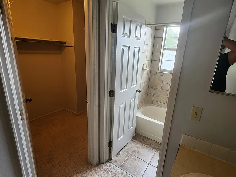 2210 Palm Dr — Photo 6