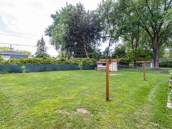 2nd image of 18727 W Highfield Dr