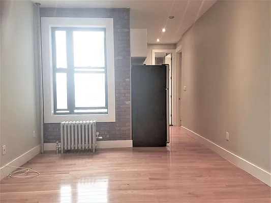 Rented by The Hamilton Group | media 15