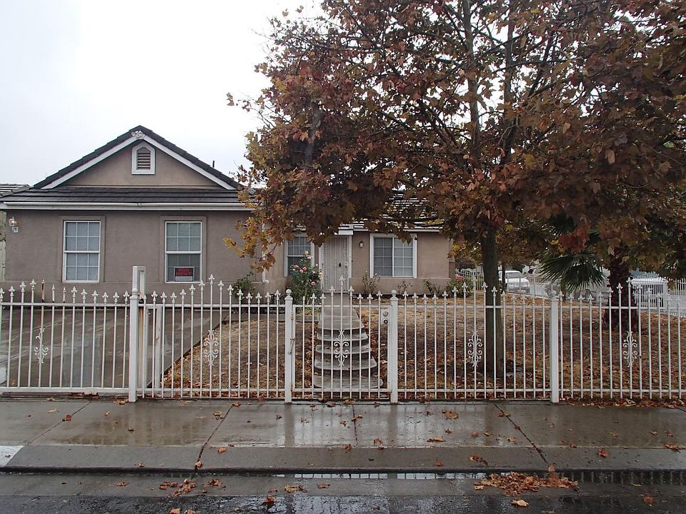 1st image of 2403 Laguna Ct