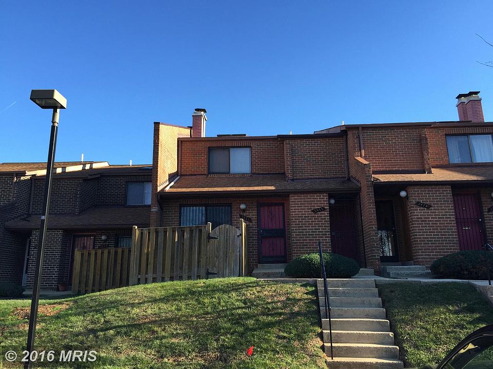 2nd image of 3471 Summit Ct NE #3471