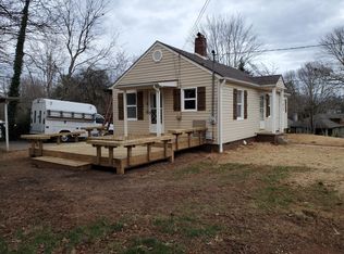 237 Sulphur Springs Rd, Asheville, NC 28806