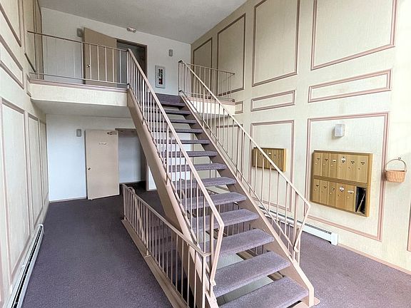2nd image of 18W140 Suffield Ct APT 114G