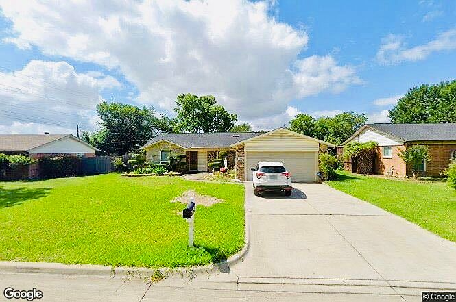 1st image of 2118 Barton Dr