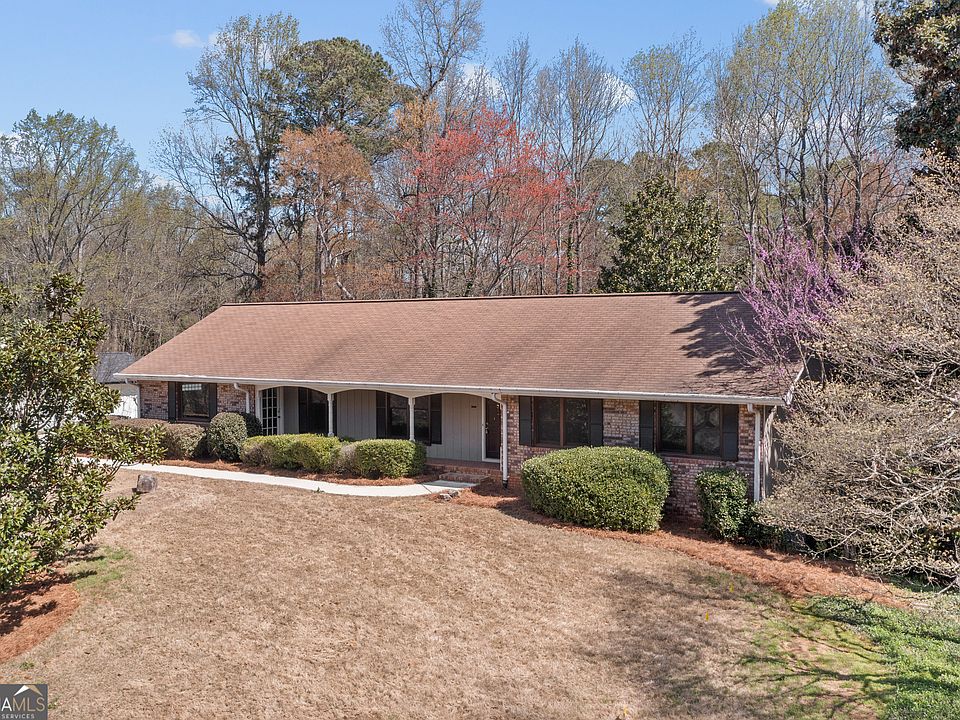 1st image of 1055 Hunterhill Dr