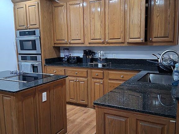Grante countertops  island c