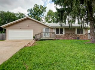 3375 W El Castile St, Springfield, MO 65807