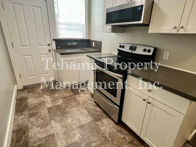 1051 Washington St — Photo 28