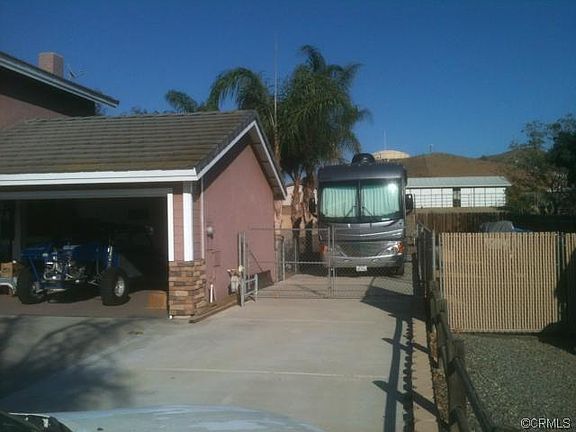 4th image of 3633 Broken Feather Dr