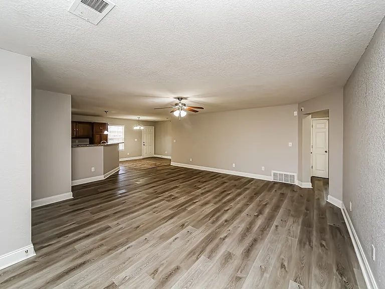 4216 Blake Cir — Photo 4