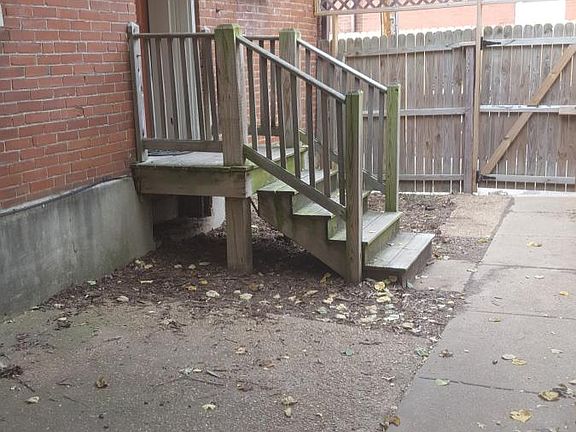 5th image of 2235 Shenandoah Ave