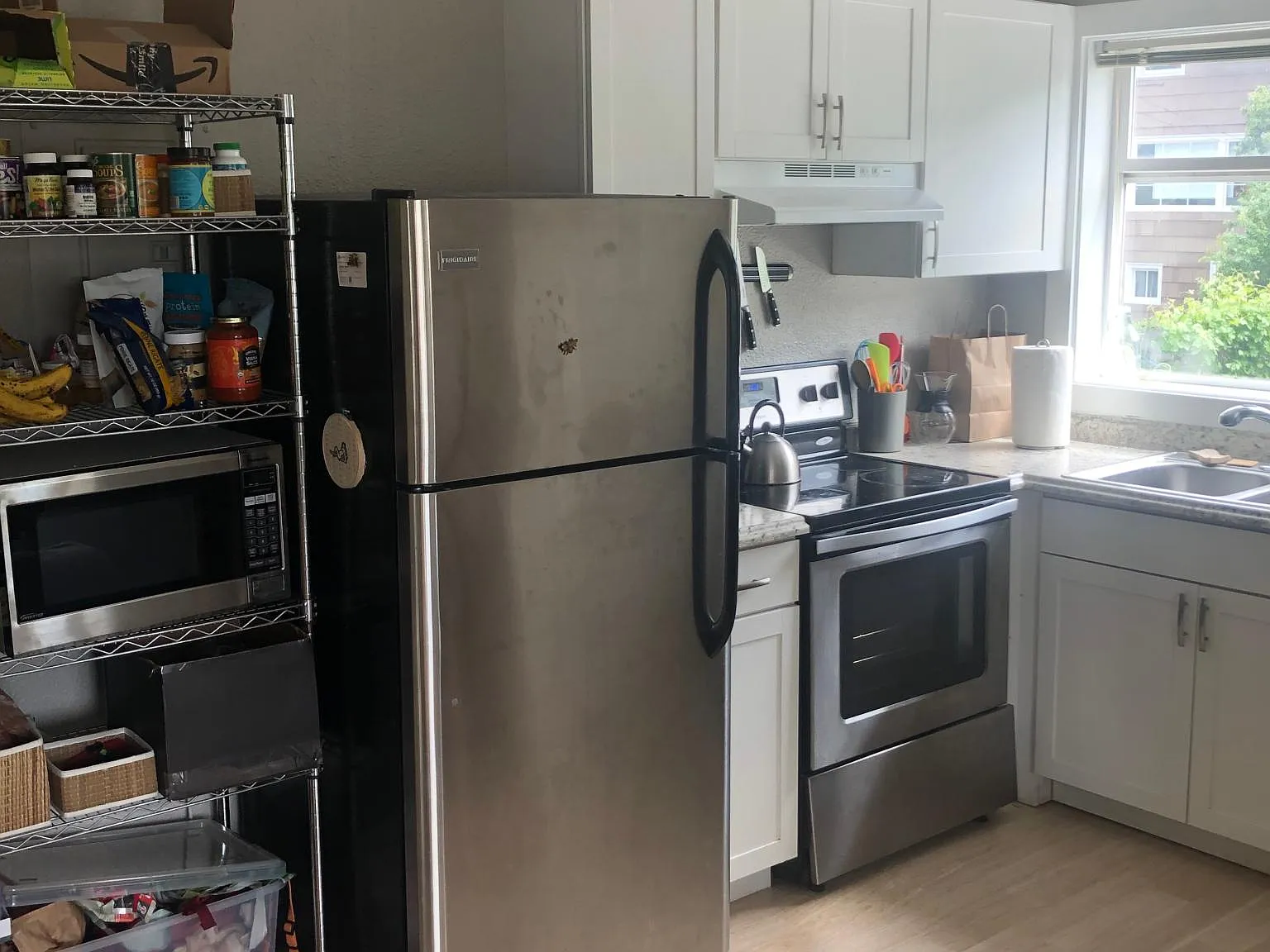 2 bed, 650 sqft, $2,075 — Photo 3