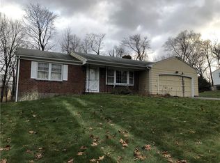 23 Tanglewood Dr, Cumberland, RI 02864